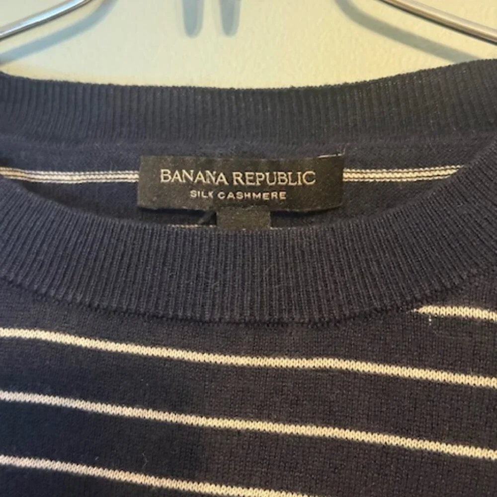 Banana Republic "Hello Weekend" Striped Navy Crewneck Sweater - Size Small - Picture 3 of 8